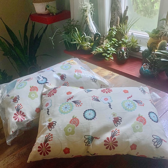 Two Cute Cushions - Picture 3 of 3